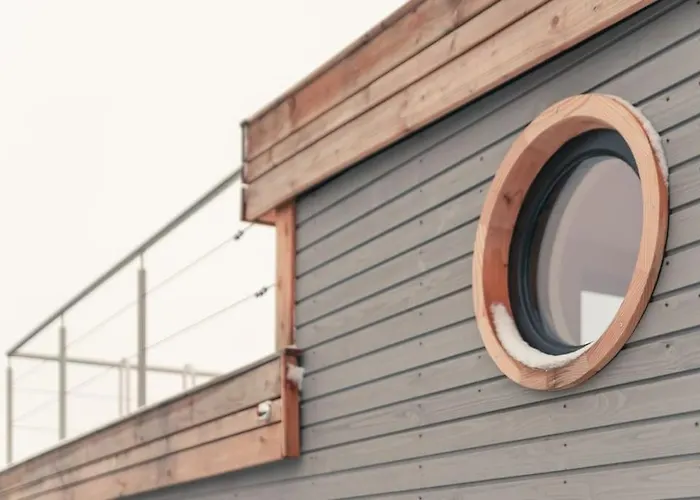Dein Hausboot Off Fuer Deine Auszeit In Botel